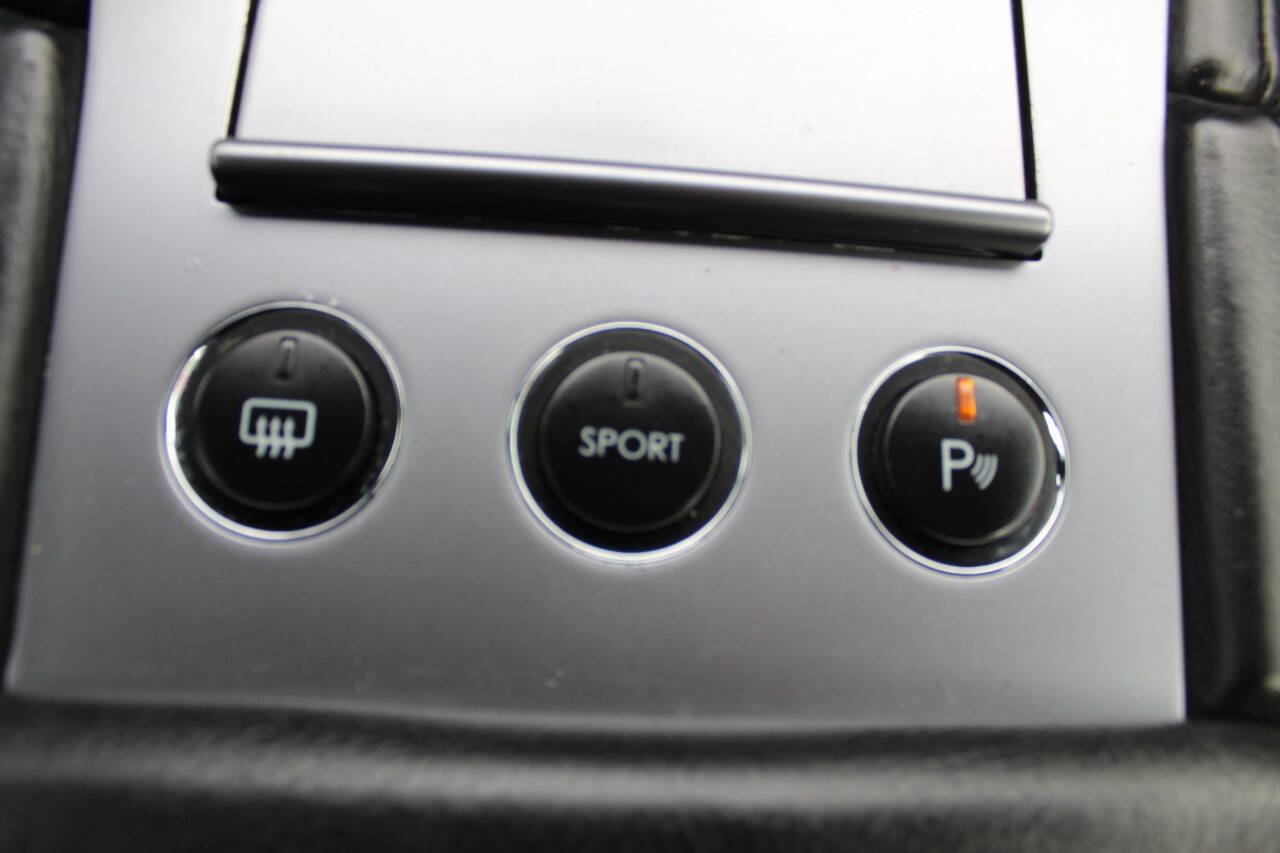 Used 2006 Aston Martin DB9 Volante RWD image 20