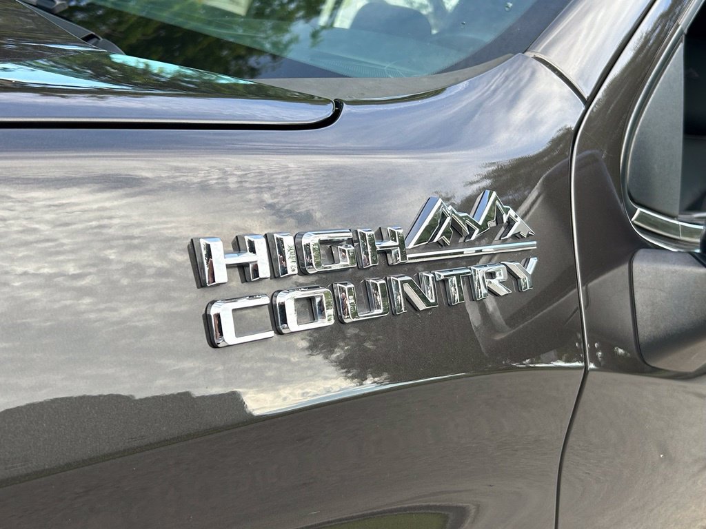 Used 2021 Chevrolet Silverado 1500 High Country AWD/4WD image 37