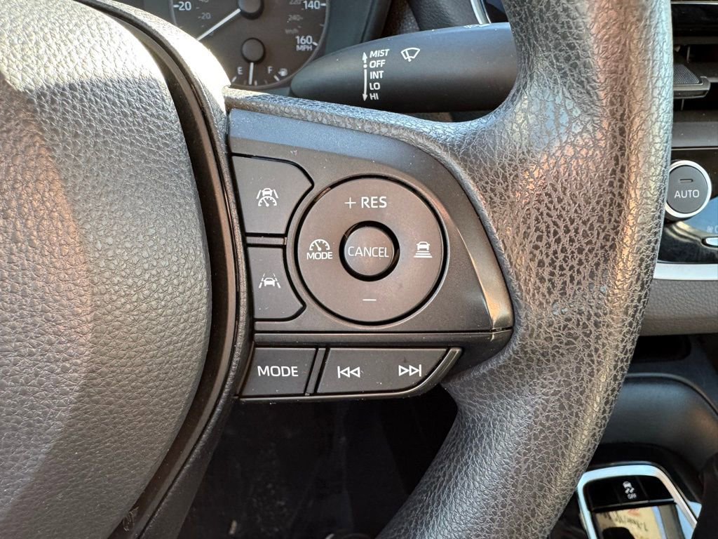 Used 2023 Toyota Corolla LE w/ Carpet Mat Package (TMS) FWD image 26