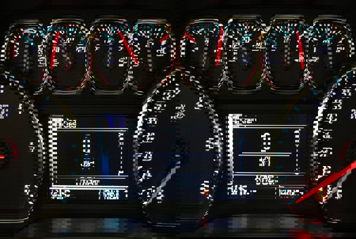 Used 2016 Chevrolet Silverado 2500 LT w/ LT Convenience Package image 12