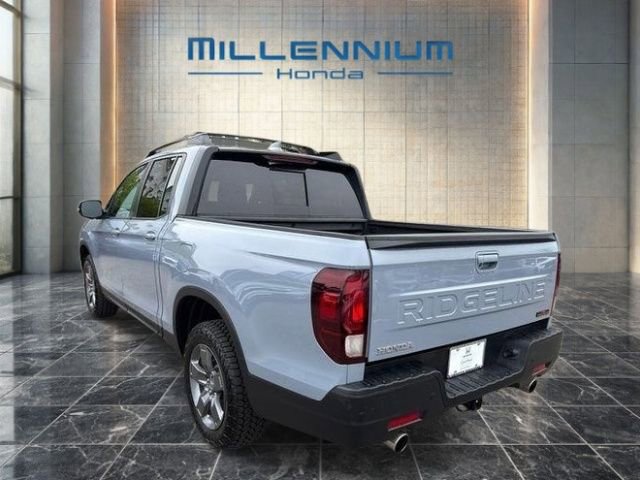 Used 2025 Honda Ridgeline TrailSport image 16