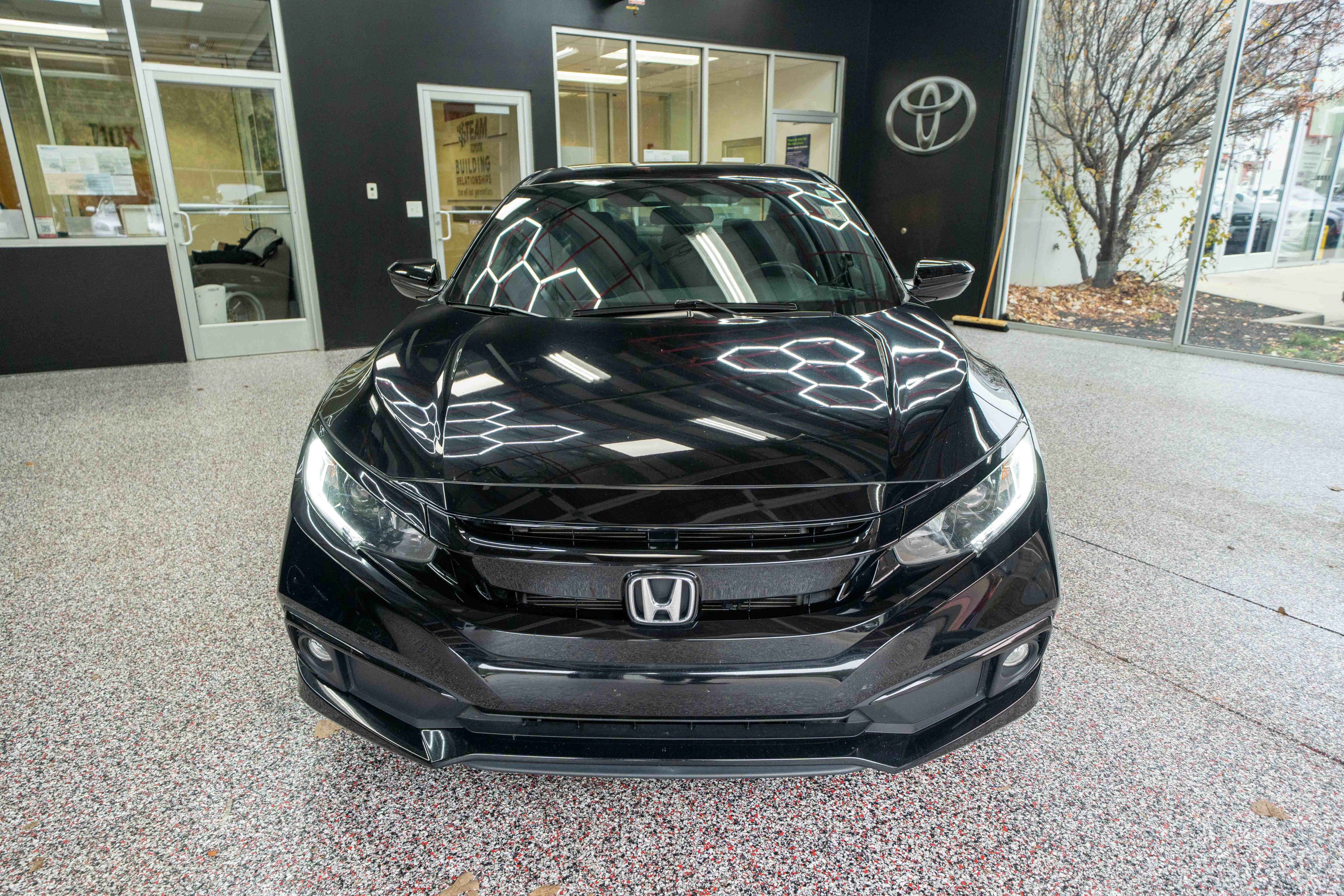 Used 2021 Honda Civic Sport image 6