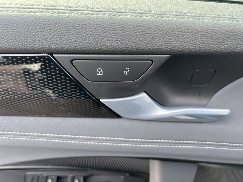 New 2026 Volkswagen Tiguan SE AWD/4WD image 18
