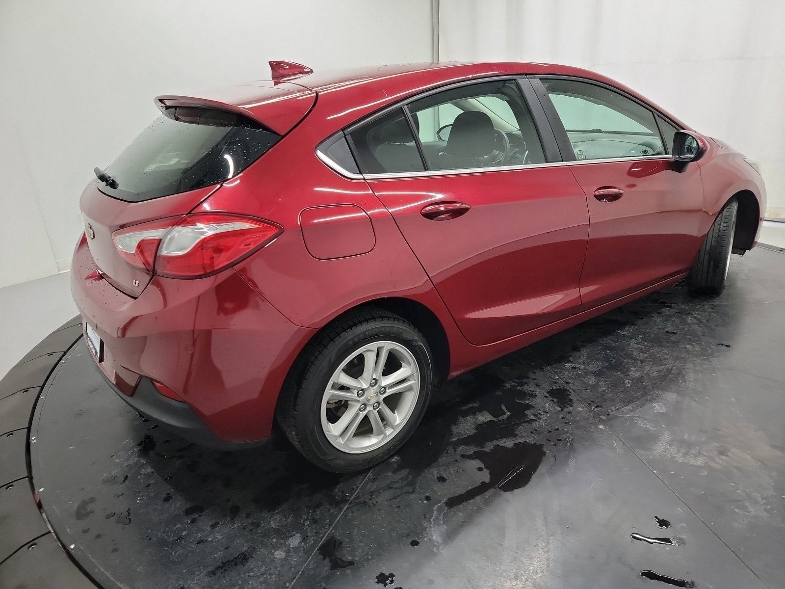 Used 2018 Chevrolet Cruze LT w/ Convenience Package image 15