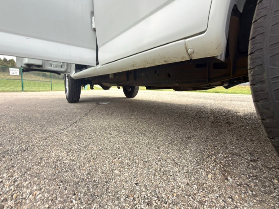 Used 2013 Chevrolet Express 2500 image 35