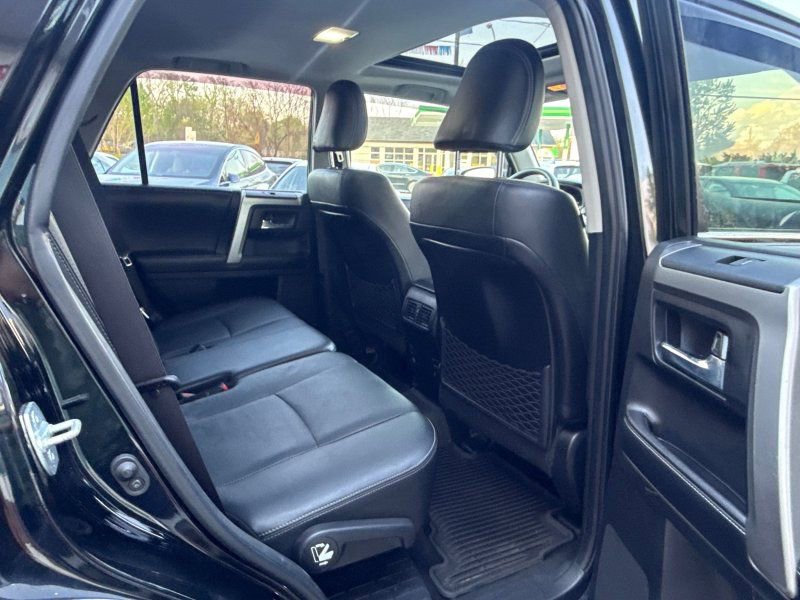 Used 2017 Toyota 4Runner Limited AWD/4WD image 20