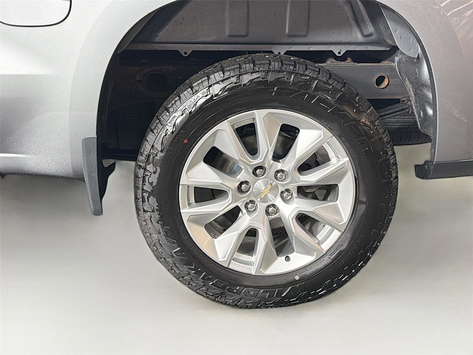 Used 2023 Chevrolet Silverado 1500 Custom AWD/4WD image 29
