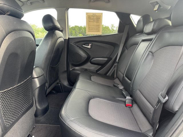 Used 2011 Hyundai Tucson GLS w/ Navigation Pkg 2 AWD/4WD image 18