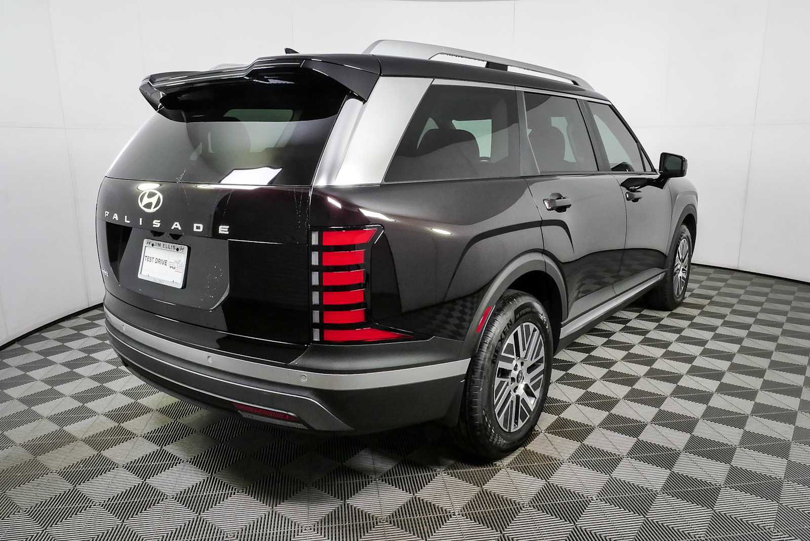Certified 2026 Hyundai Palisade FWD Hybrid image 3