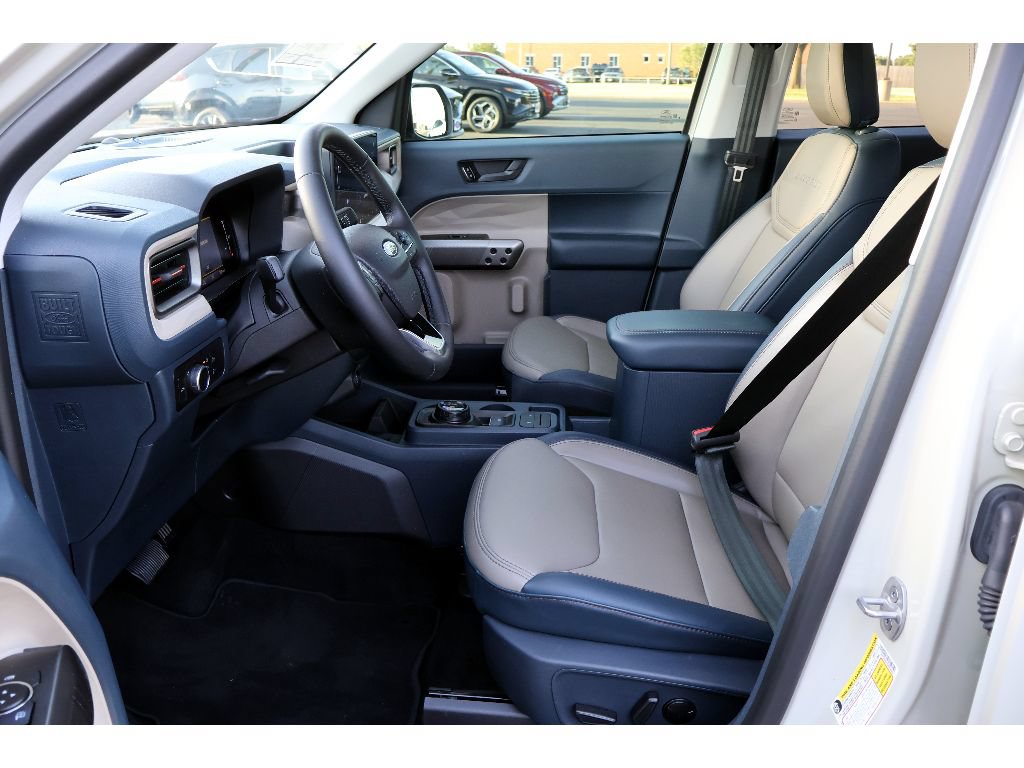 Used 2025 Ford Maverick Lariat AWD/4WD image 24