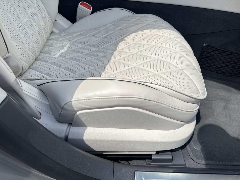 Used 2023 Mercedes-Benz S 500 4MATIC image 12