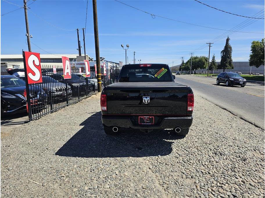 Used 2013 RAM 1500 Express RWD image 6