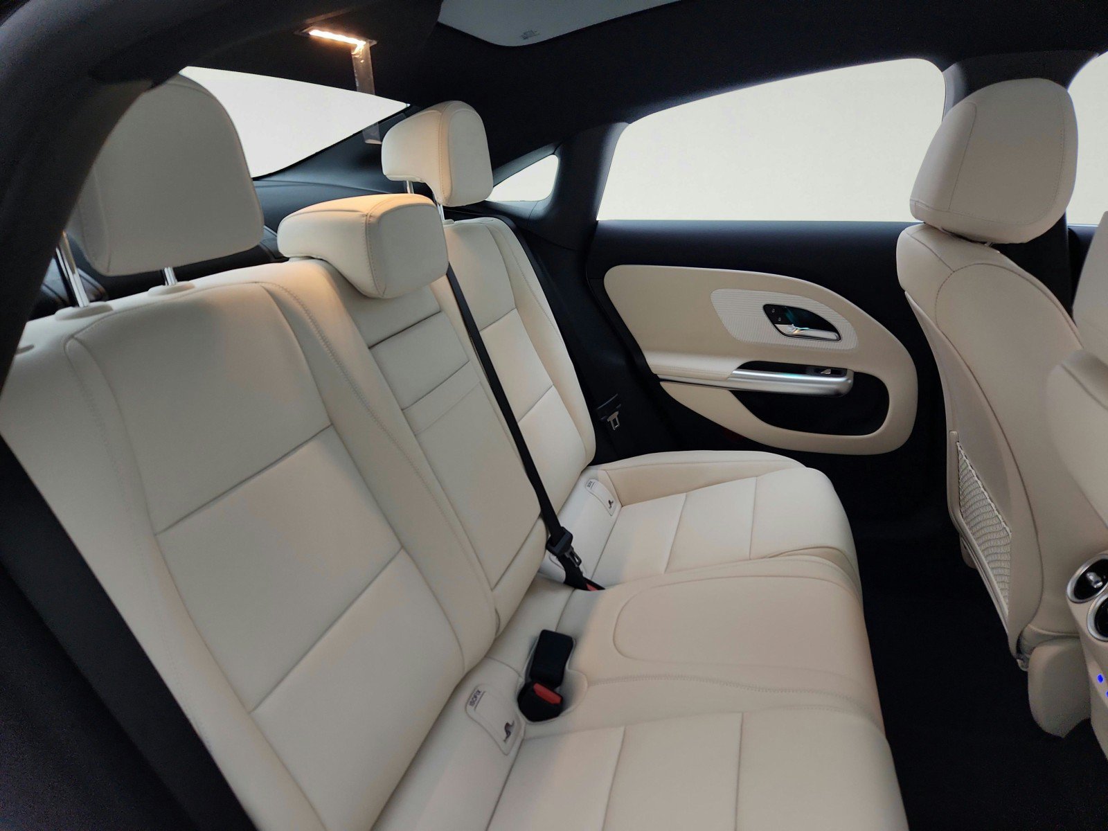 New 2027 Mercedes-Benz CLA 220 image 25