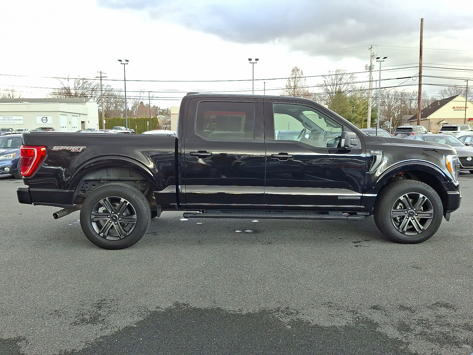 Used 2023 Ford F150 XLT w/ Equipment Group 302A High image 9
