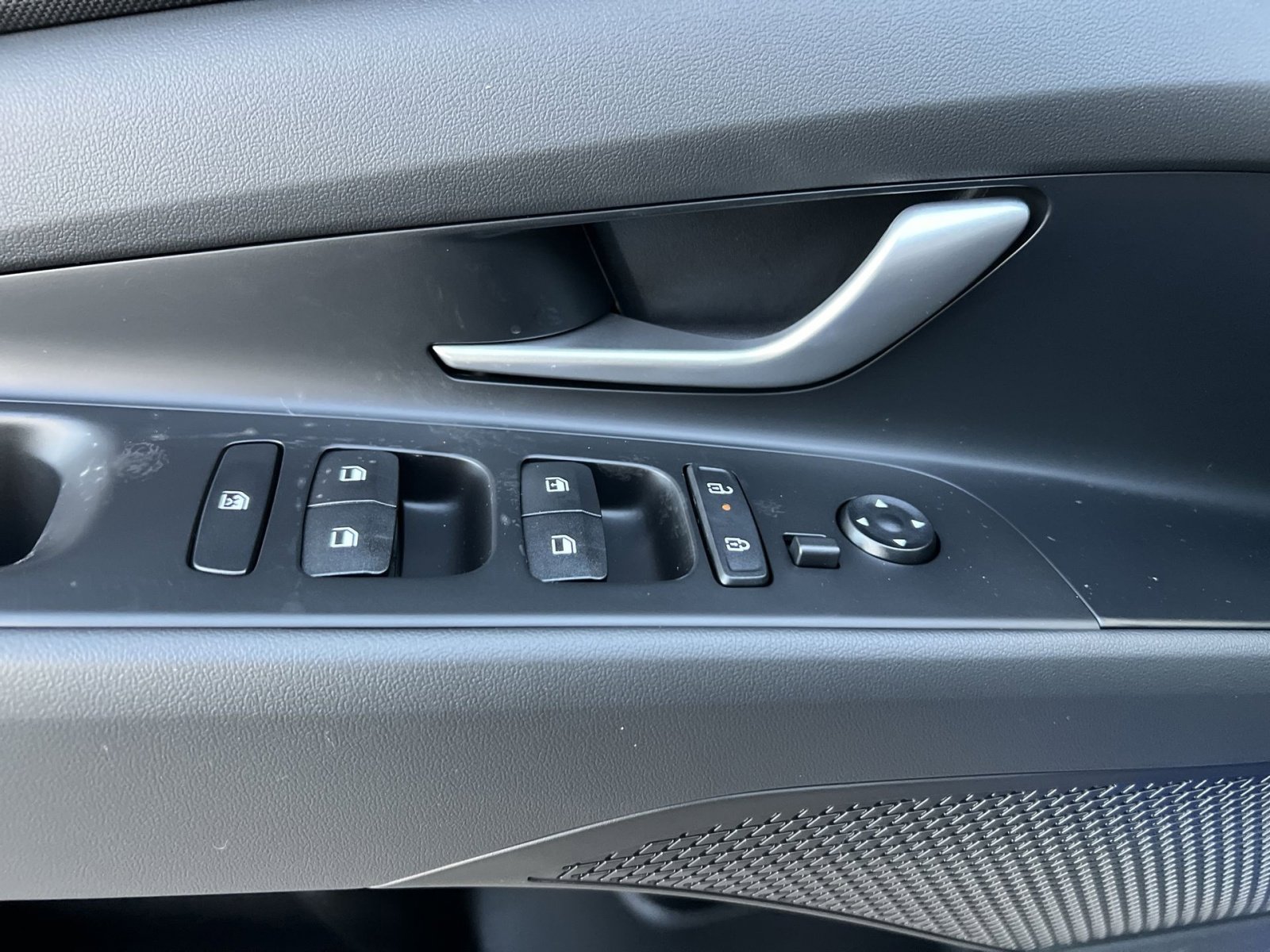 New 2026 Hyundai Elantra SE image 15