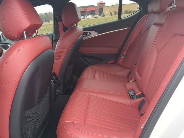 Used 2023 Genesis G70 2.0T w/ Sport Prestige Package RWD image 12