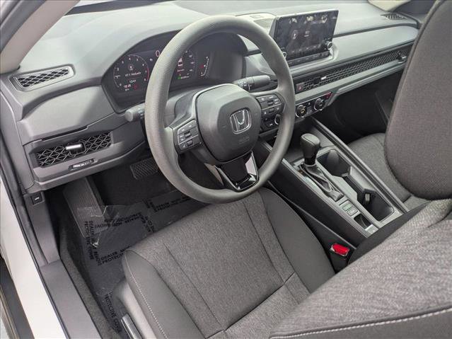 Certified 2025 Honda Accord SE image 10