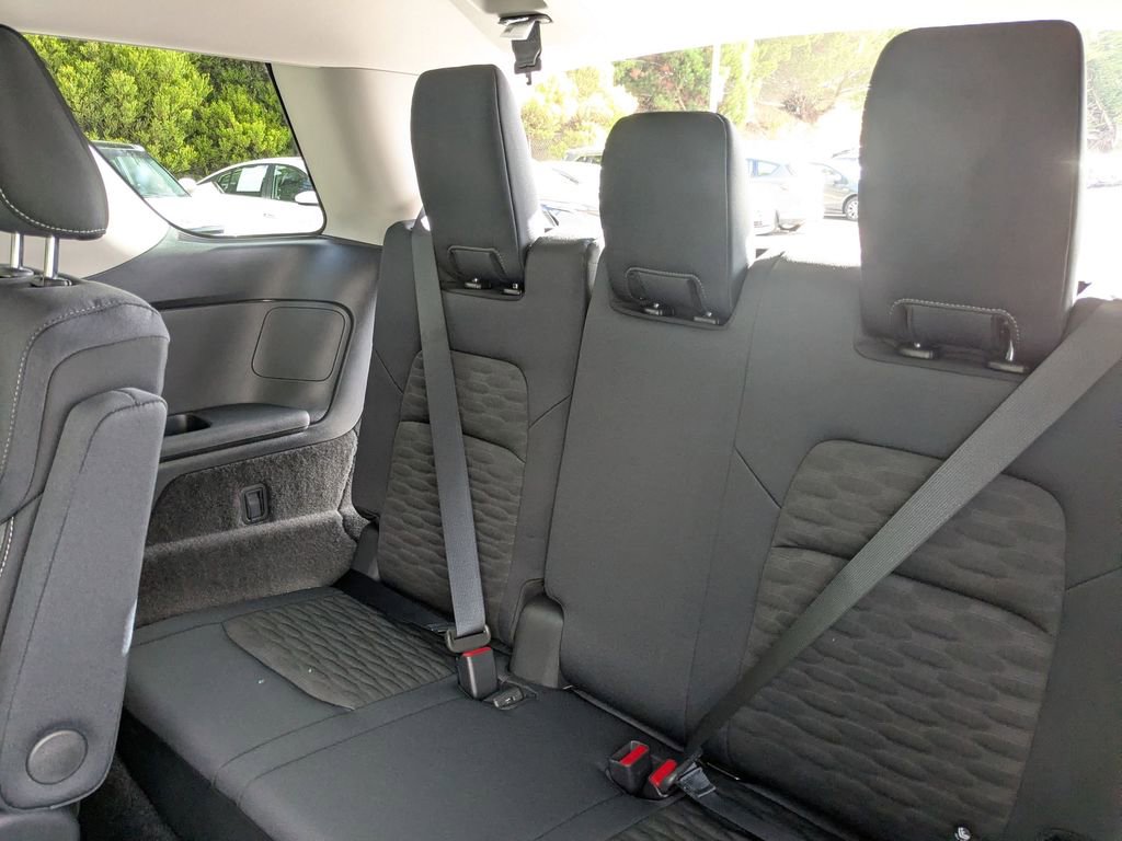 New 2025 Nissan Pathfinder SV image 26