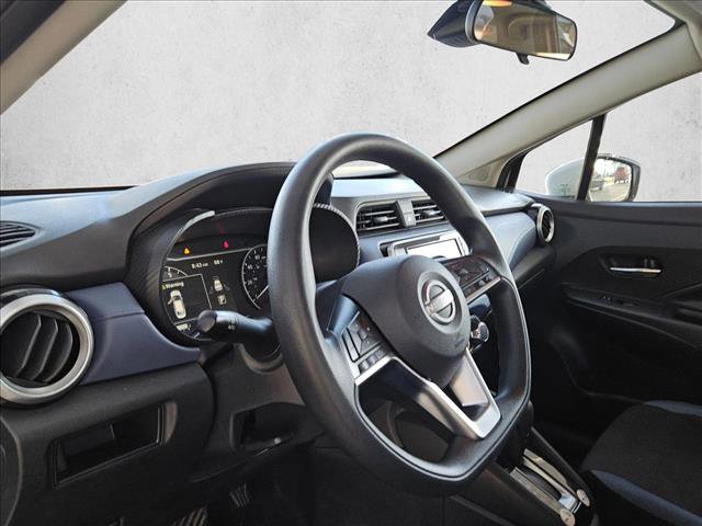 Used 2024 Nissan Versa SV image 9