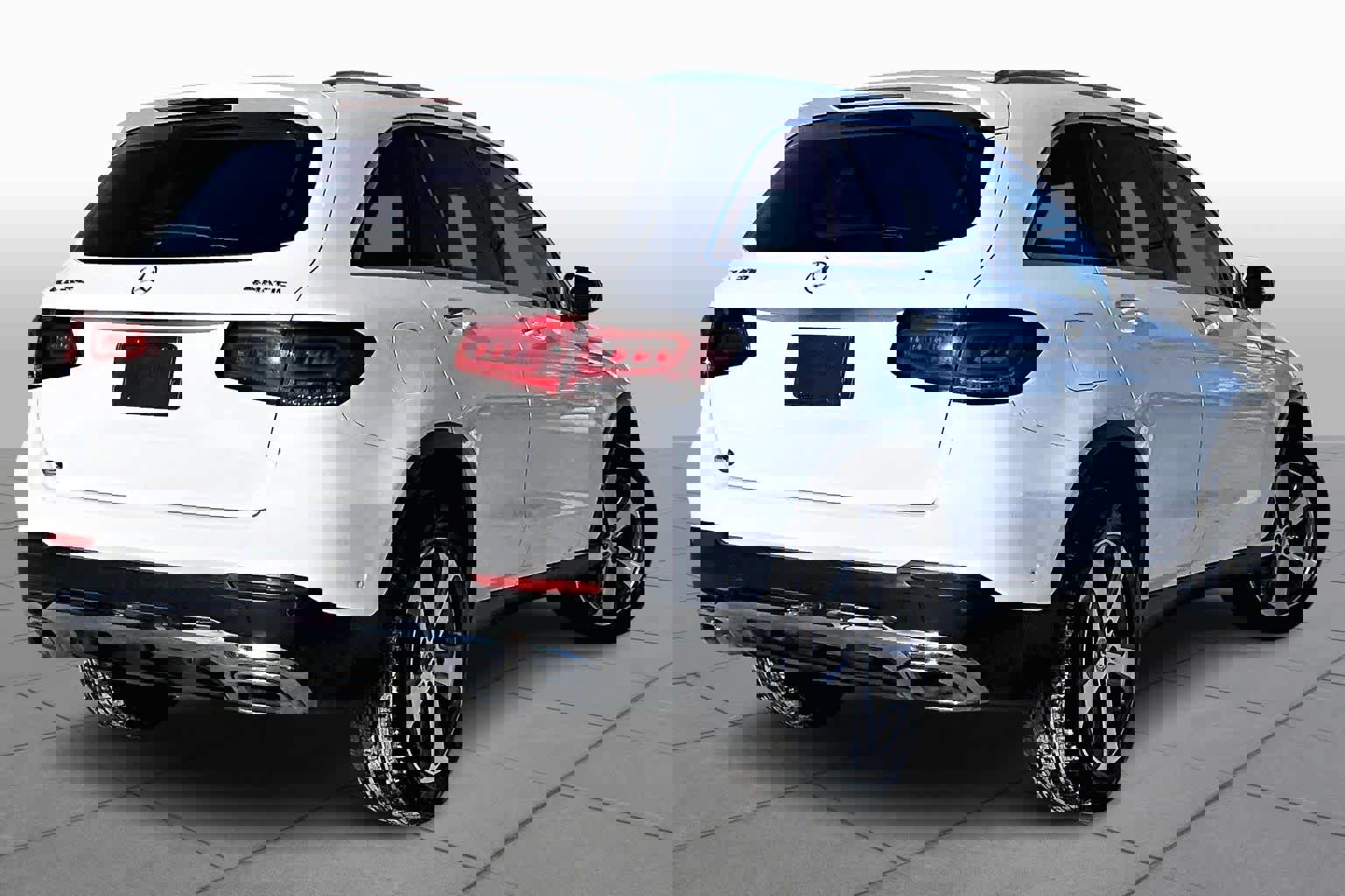 Used 2022 Mercedes-Benz GLC 300 4MATIC image 13