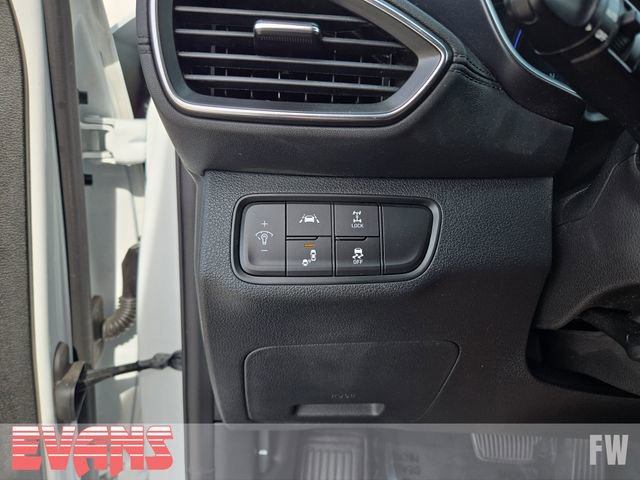 Used 2020 Hyundai Santa Fe SEL AWD/4WD image 16