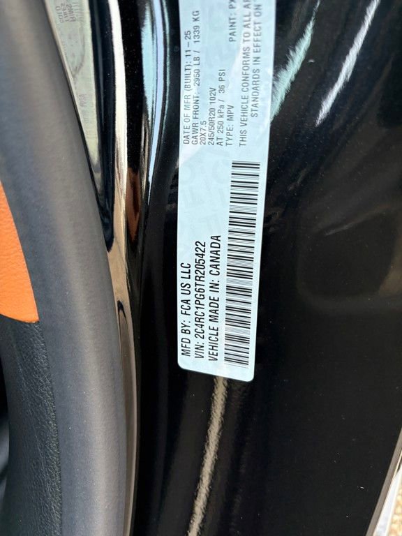 New 2026 Chrysler Pacifica Pinnacle w/ Trailer Tow Group image 31