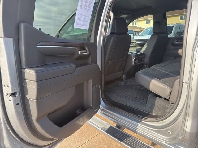 Used 2024 GMC Sierra 1500 SLT w/ SLT Premium Plus Package image 17