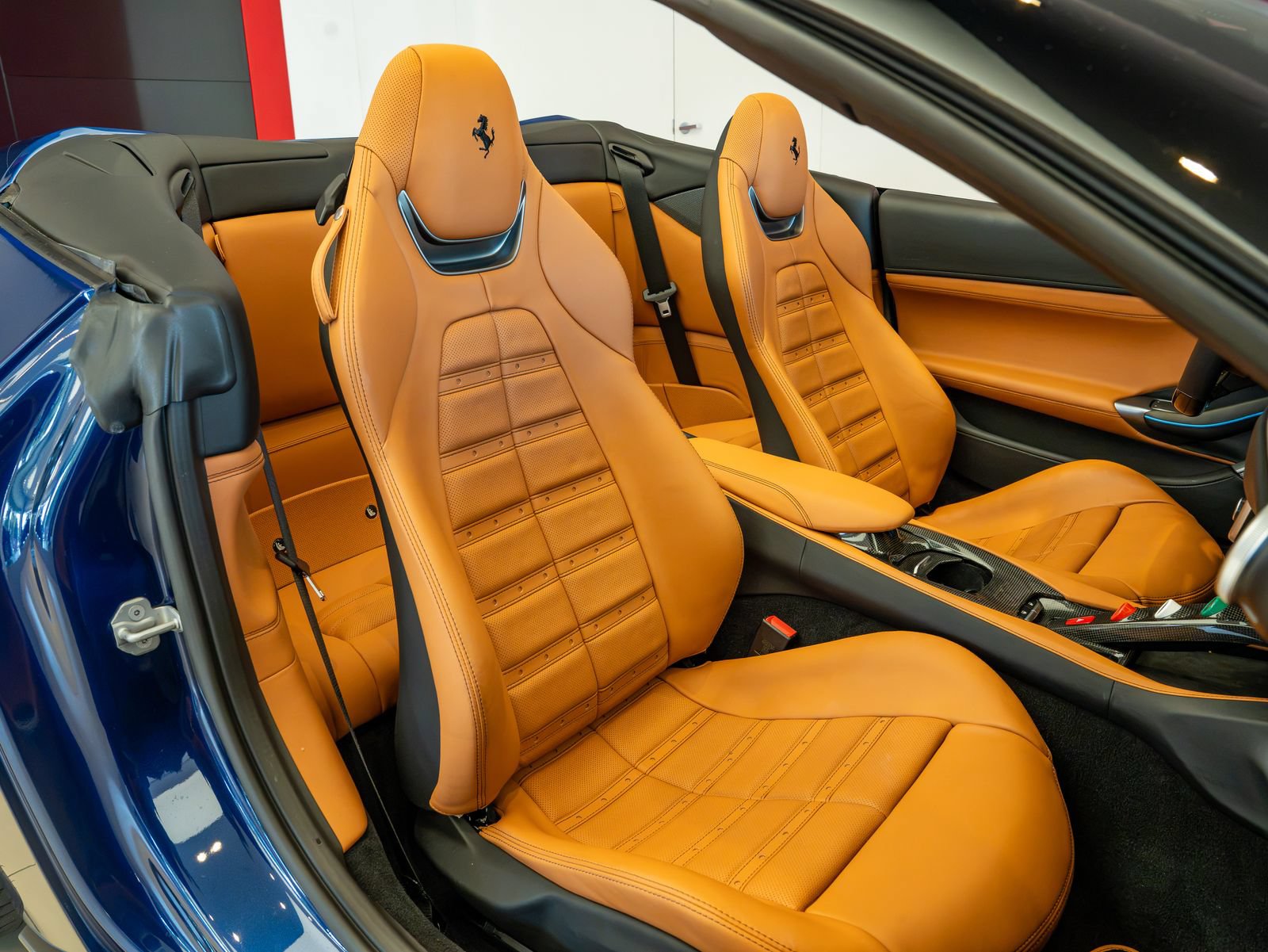 Certified 2023 Ferrari Portofino M RWD image 21