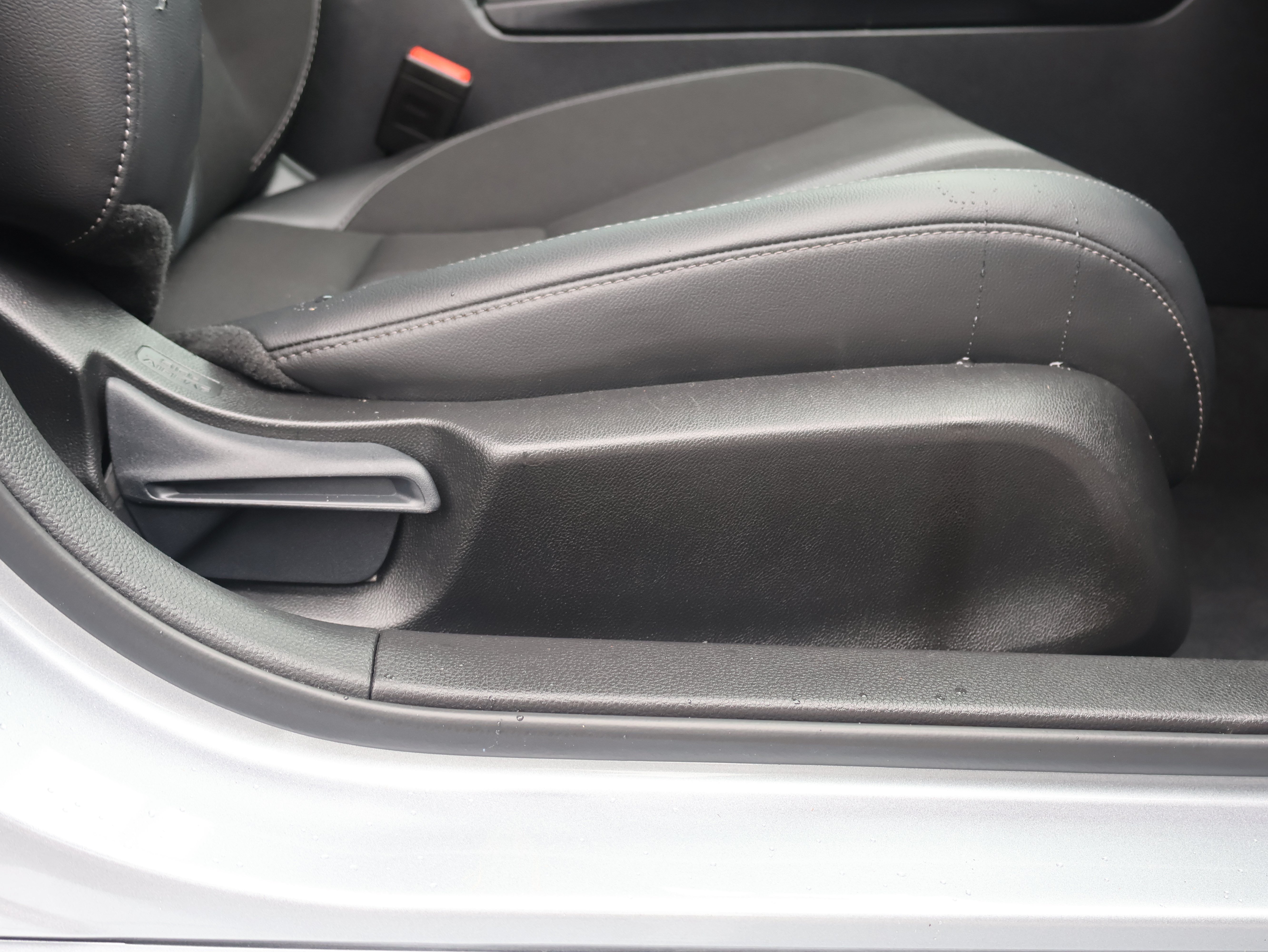 Used 2025 Honda Civic Sport image 9