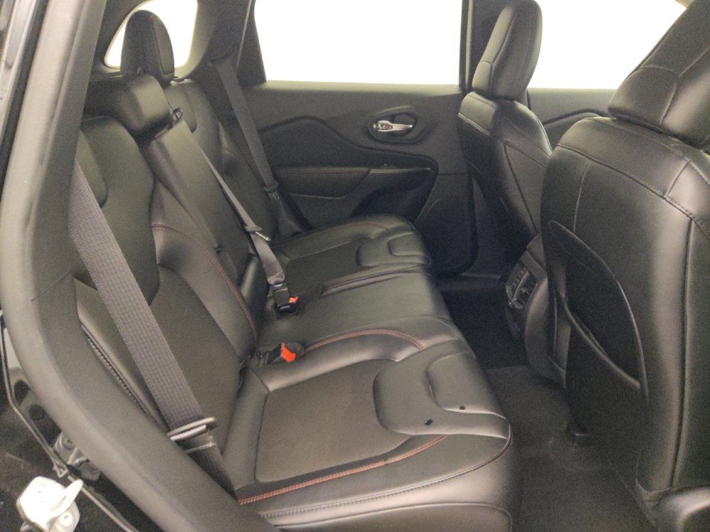 Used 2022 Jeep Cherokee Trailhawk w/ Trailer Tow Group AWD/4WD image 19