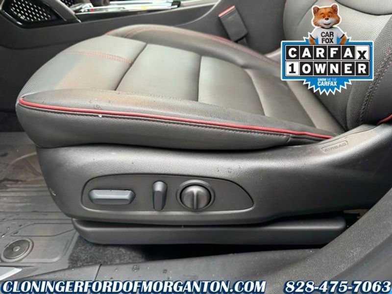 Used 2025 Chevrolet TrailBlazer RS w/ Convenience Package image 28