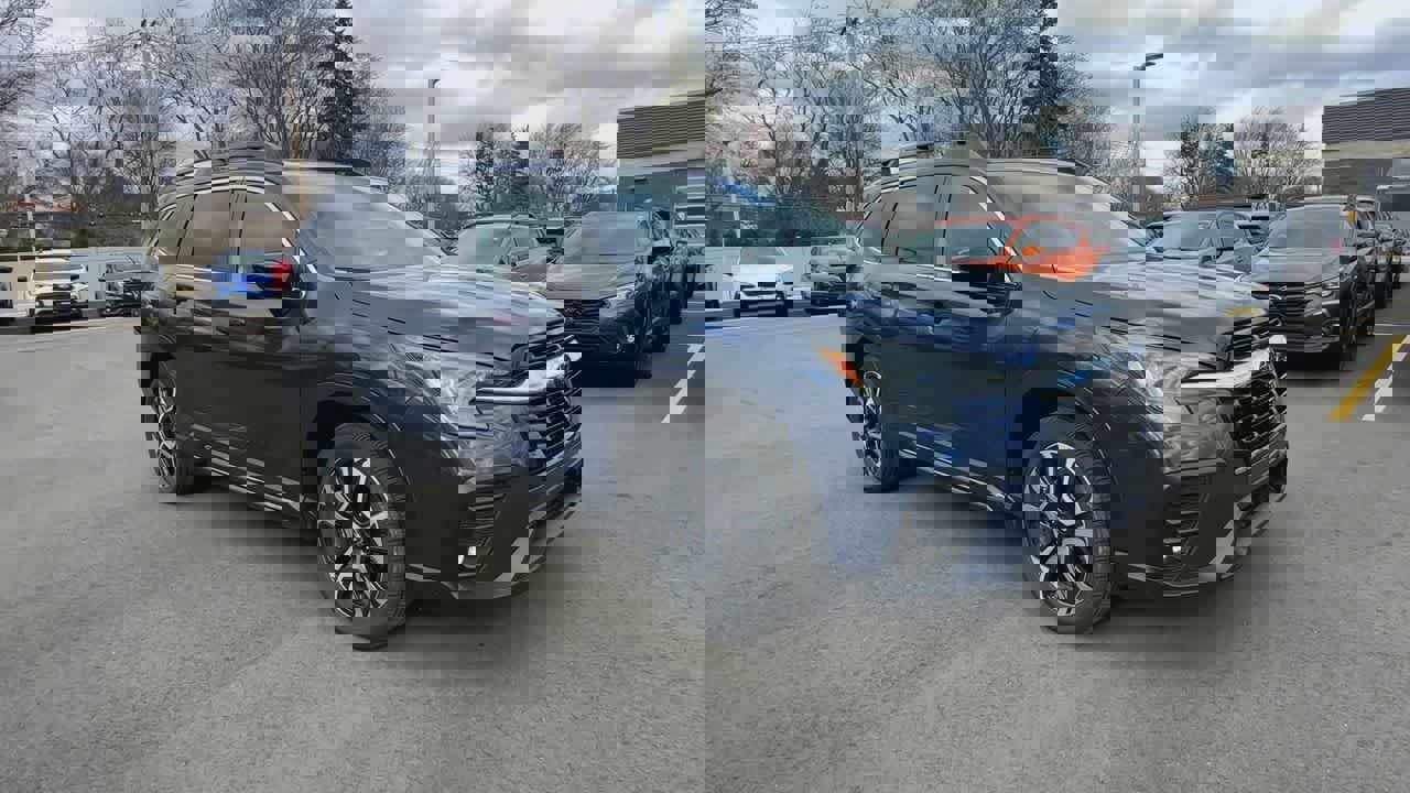 Certified 2024 Subaru Ascent Limited w/ Technology Package image 4