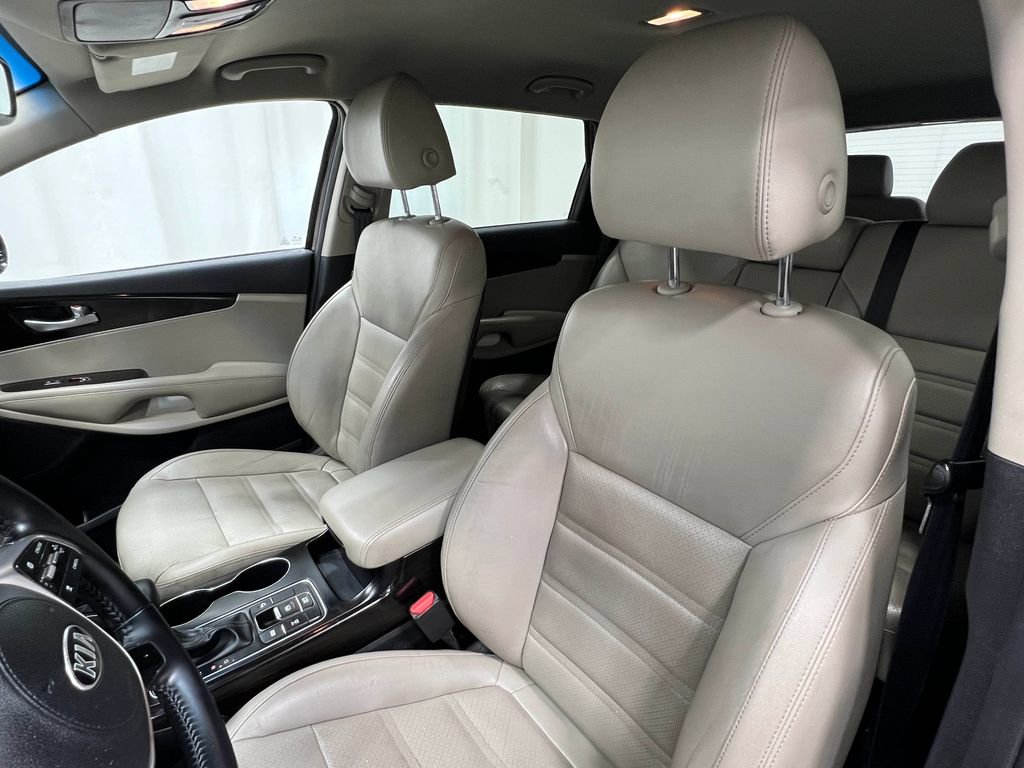 Used 2019 Kia Sorento EX image 13
