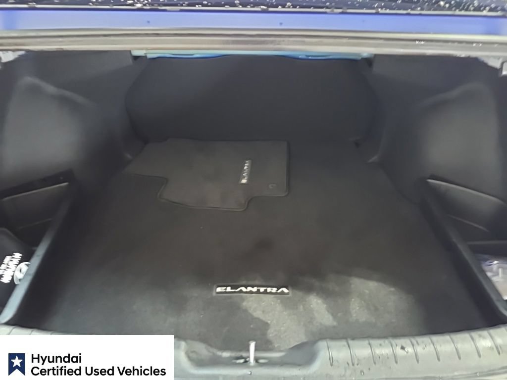 Used 2025 Hyundai Elantra Sport FWD image 14