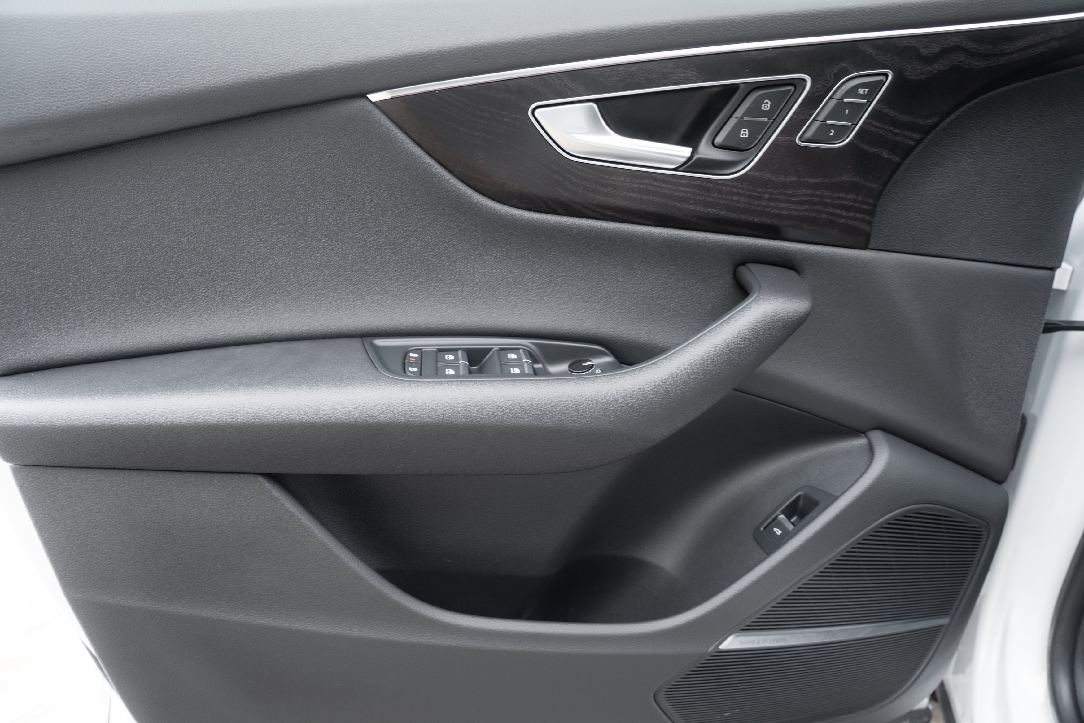 Certified 2022 Audi Q8 Premium Plus w/ Premium Plus Package image 20