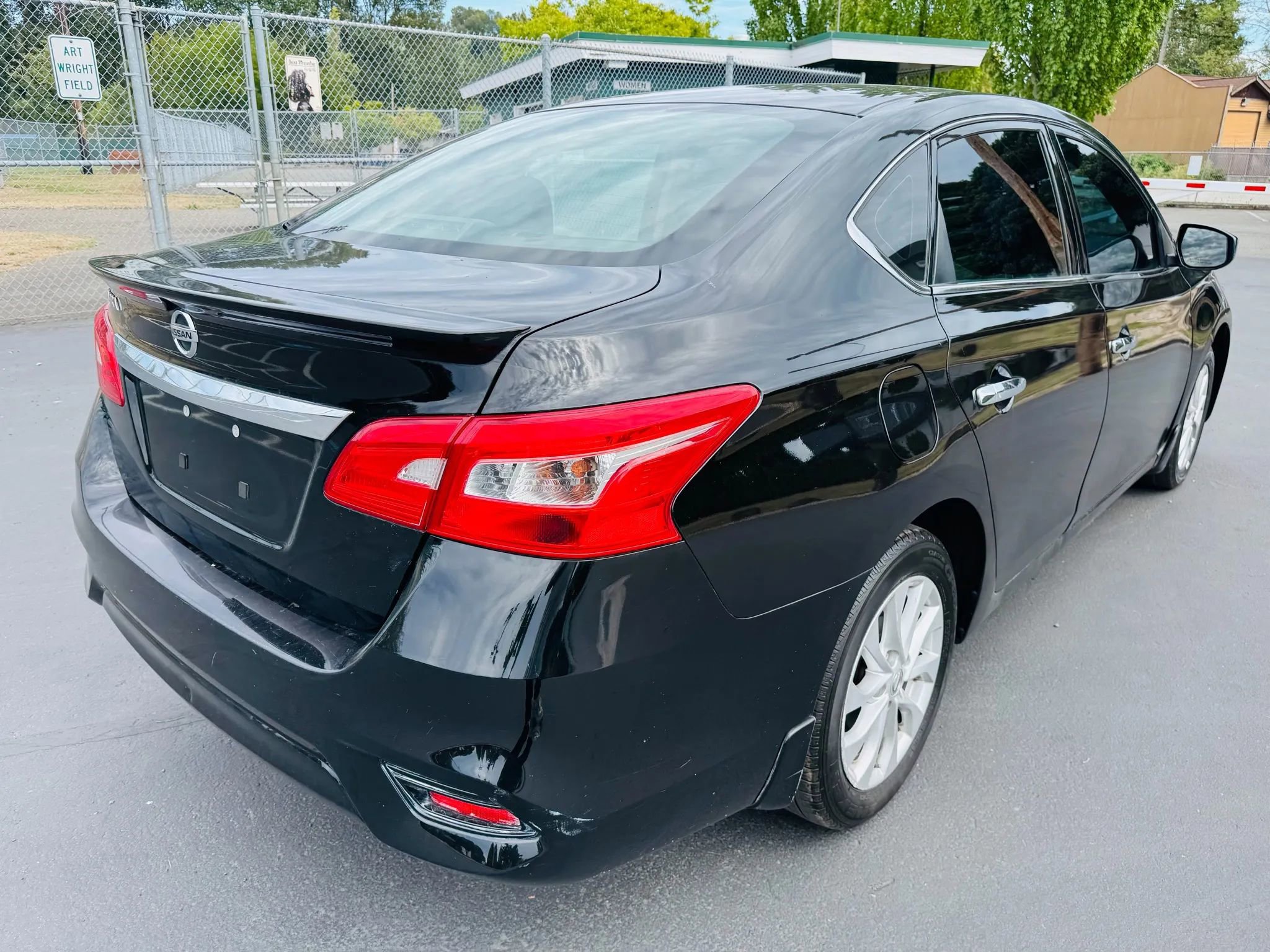 Used 2019 Nissan Sentra S w/ Appearance Package image 5