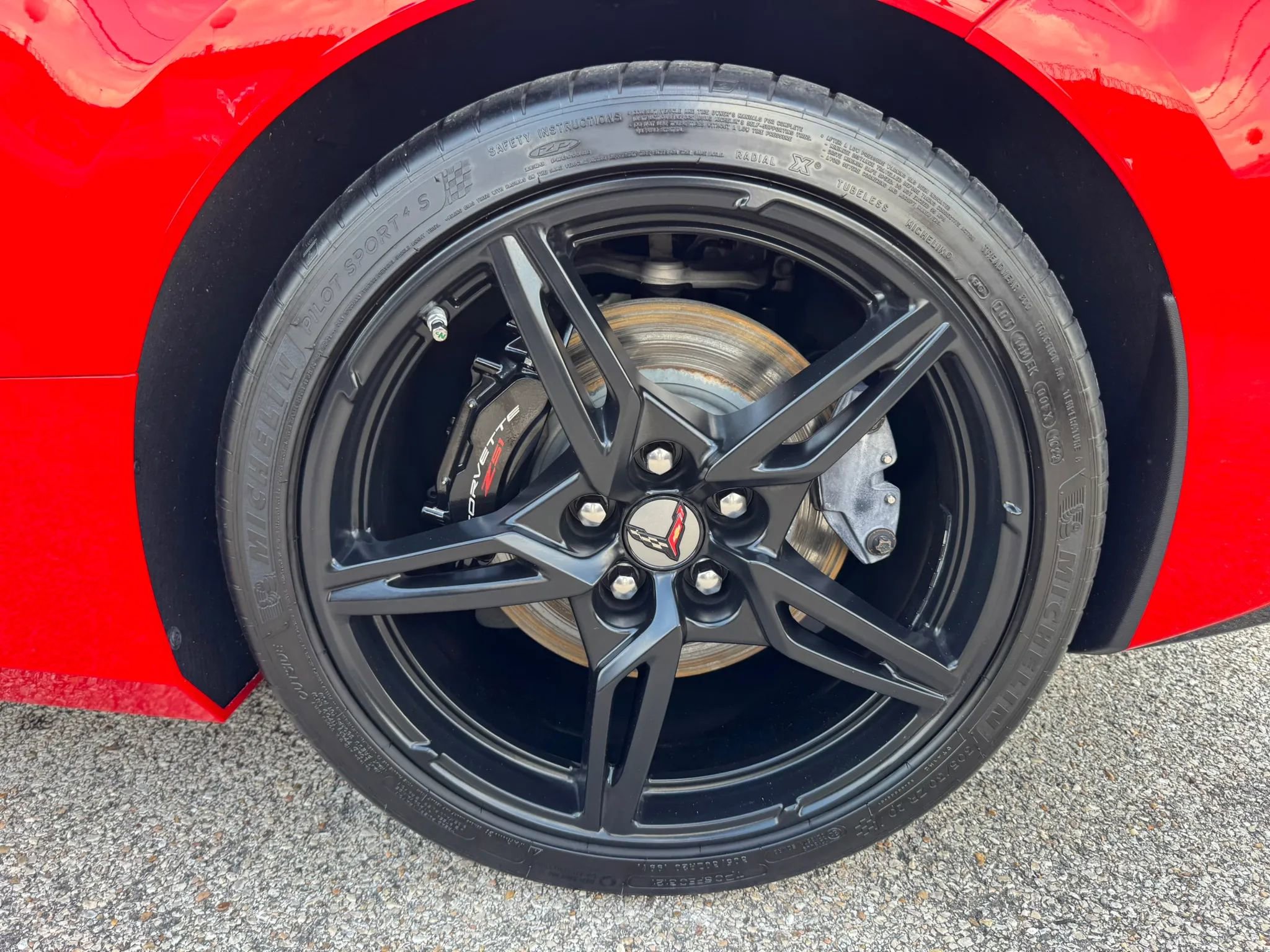 Used 2022 Chevrolet Corvette Stingray Coupe w/ Z51 Performance Package image 16