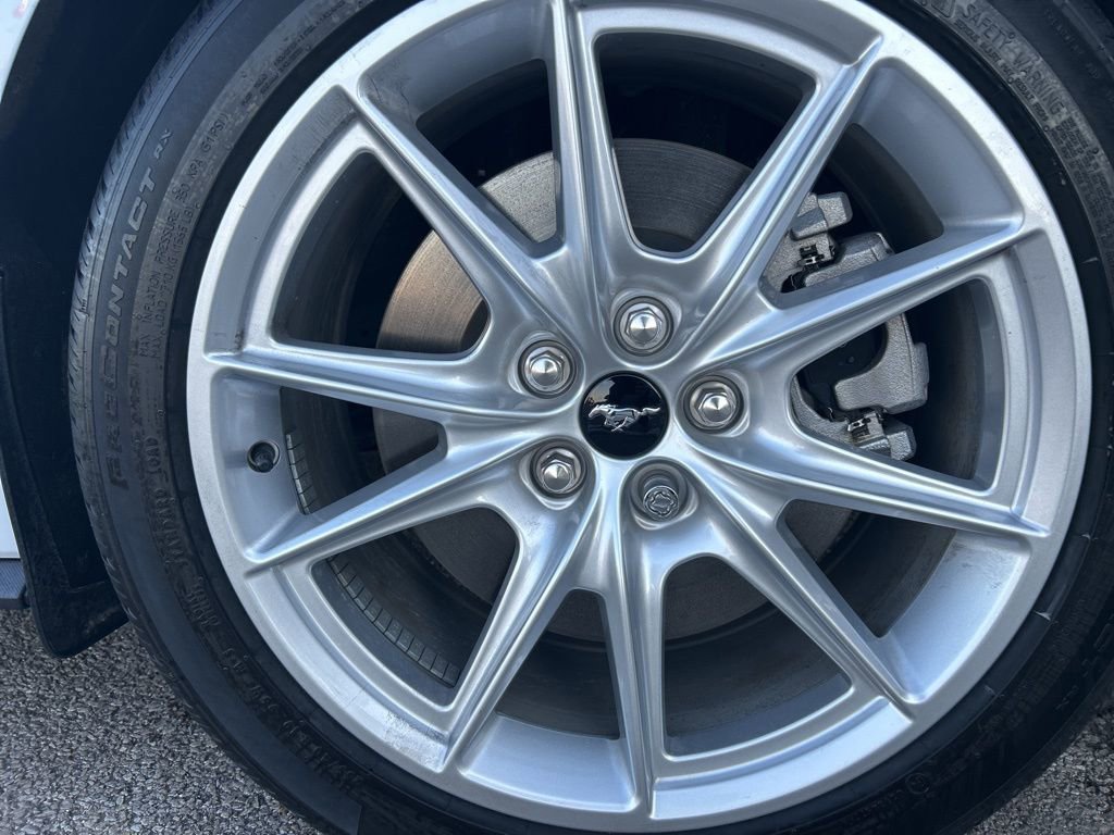 Used 2025 Ford Mustang GT Premium image 18