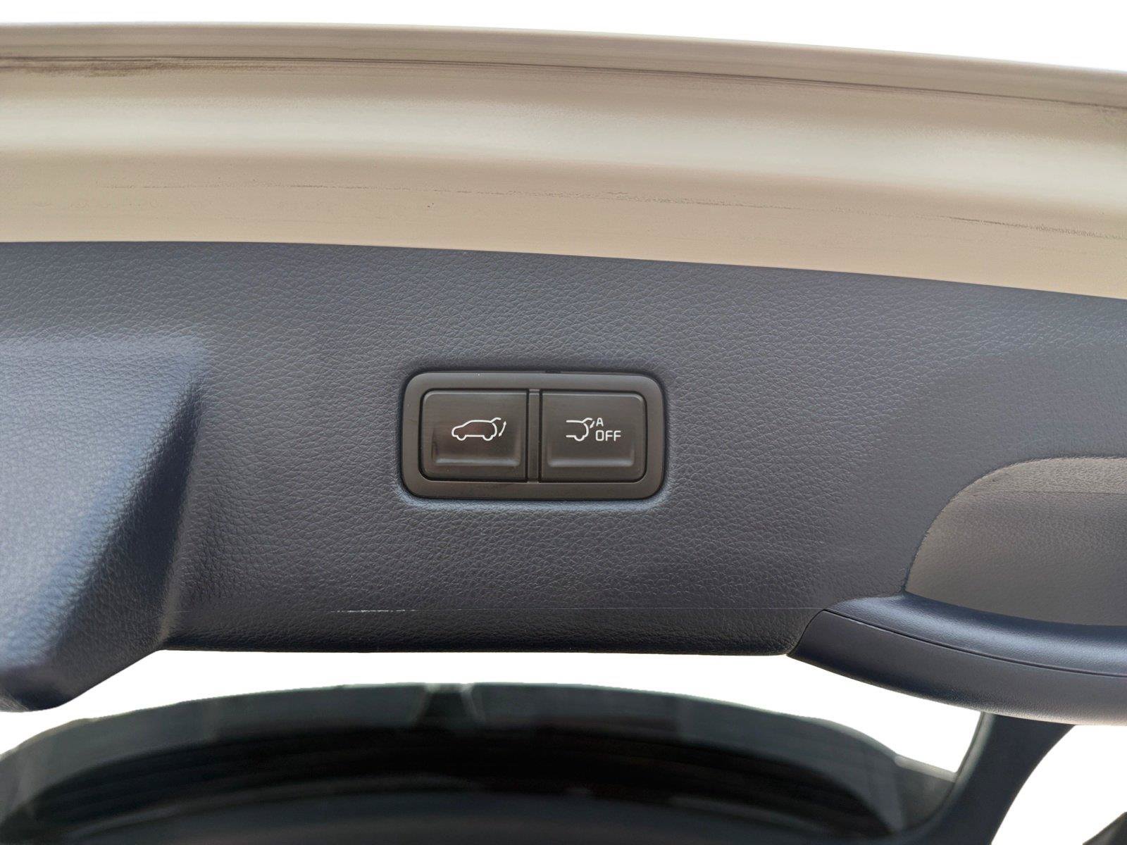 Used 2025 Kia Carnival SX Prestige FWD image 15