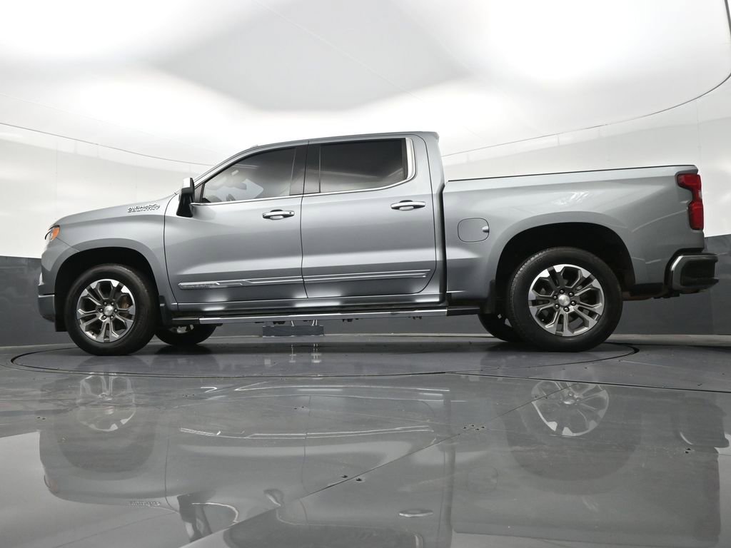 Used 2023 Chevrolet Silverado 1500 High Country image 24