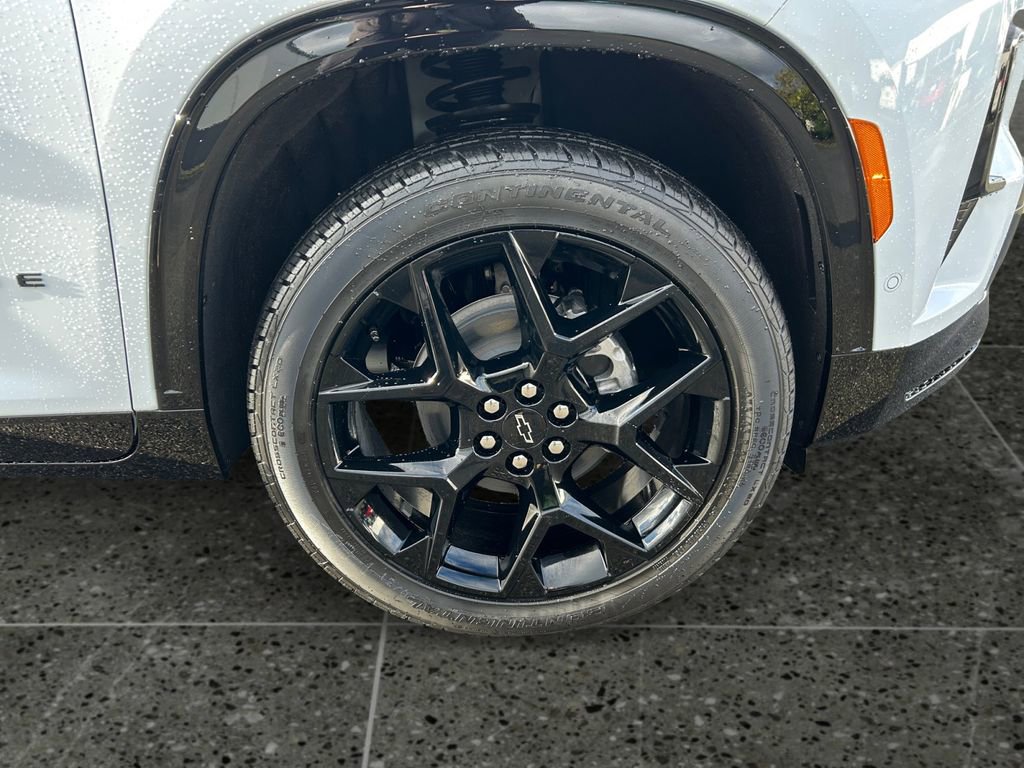 New 2026 Chevrolet Traverse RS image 9