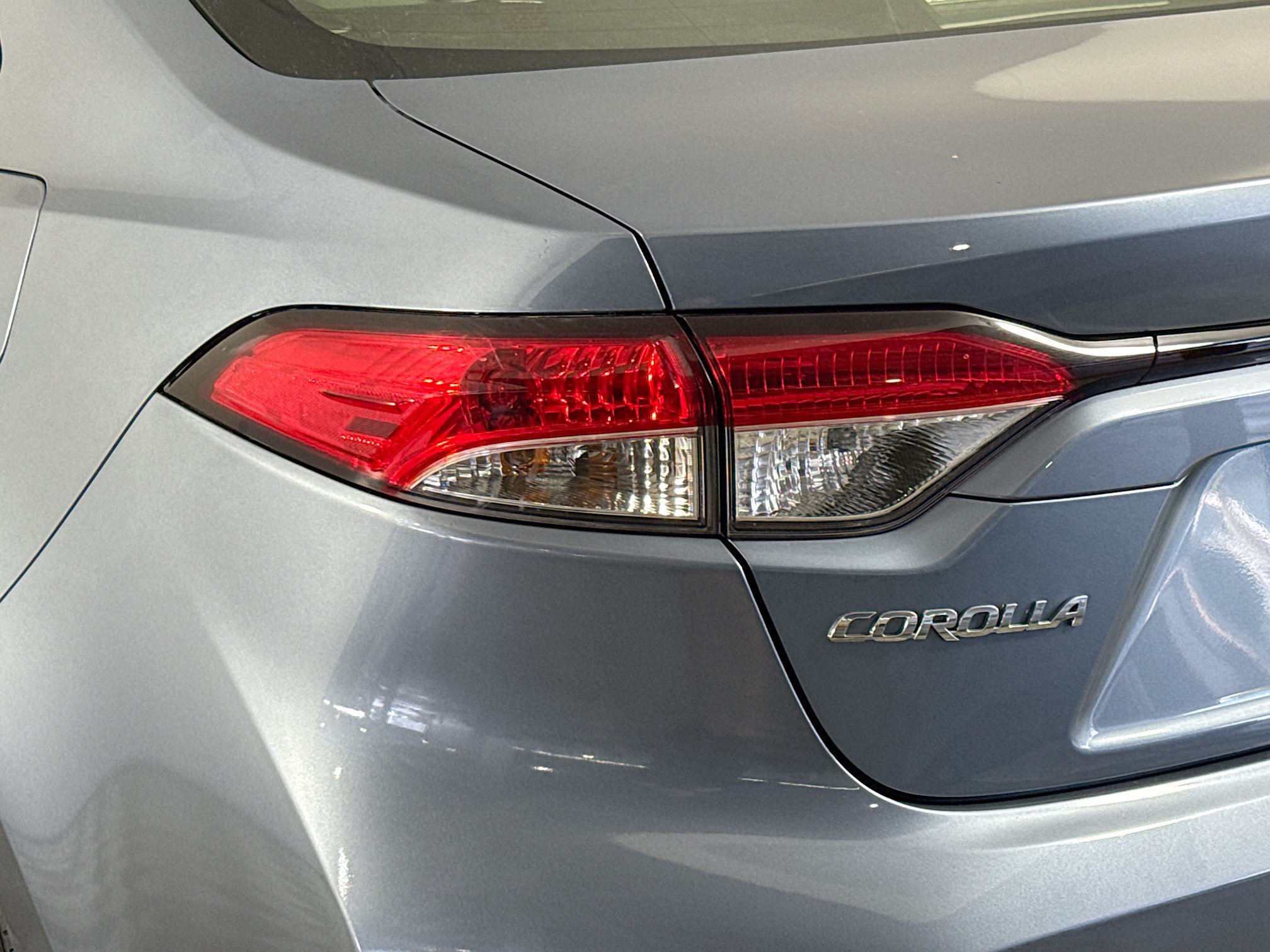 Used 2023 Toyota Corolla LE FWD image 36