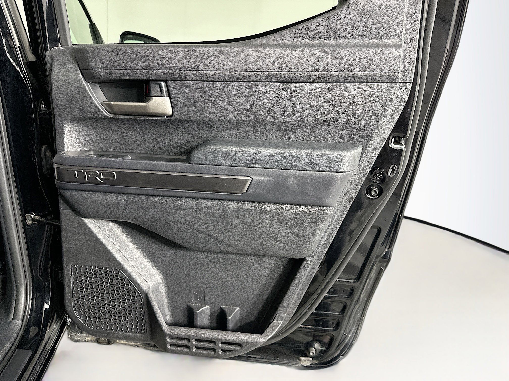 Used 2025 Toyota Tacoma TRD Off-Road image 28