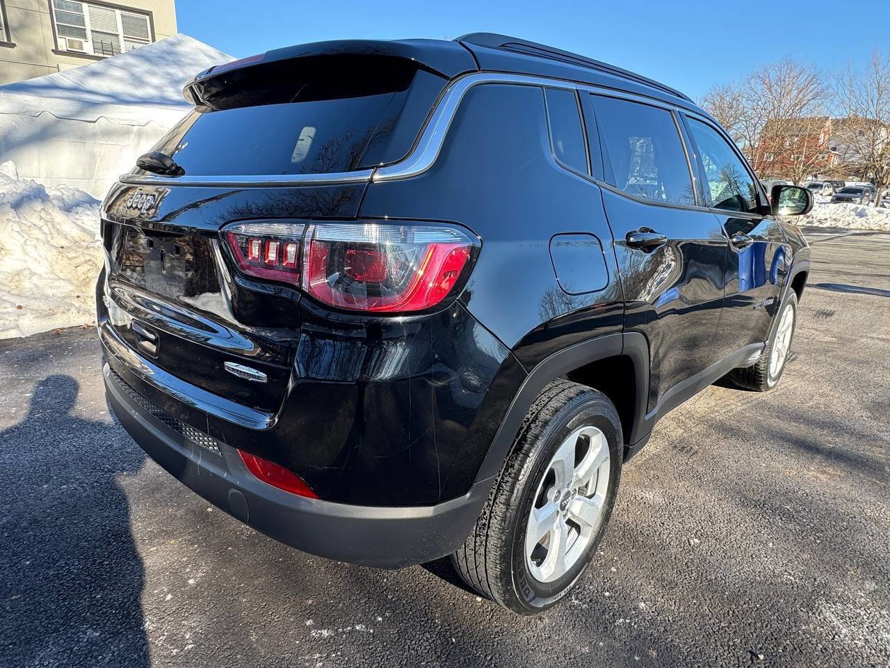 Used 2020 Jeep Compass Latitude image 5