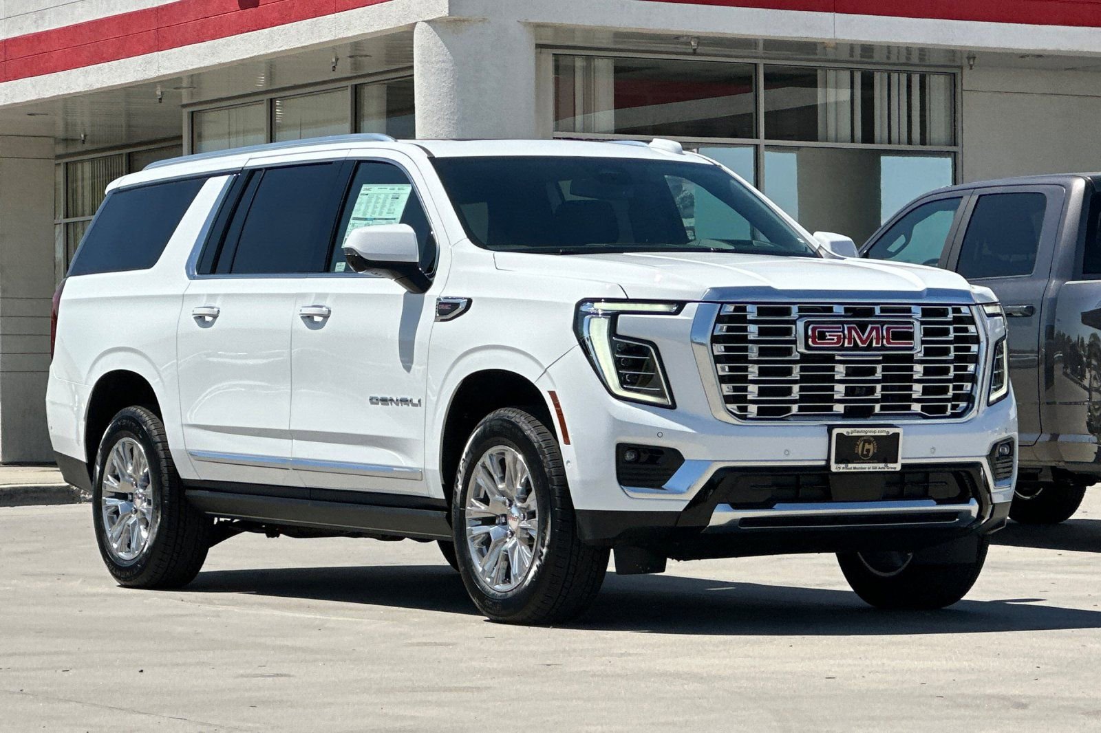 New 2026 GMC Yukon XL Denali w/ Sun & Power Step Package AWD/4WD image 9