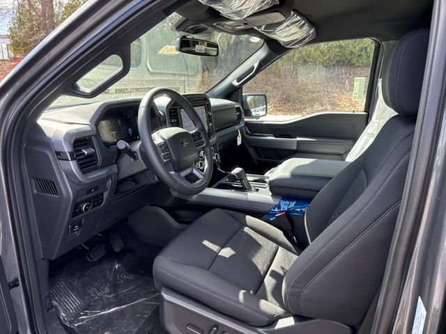 New 2026 Ford F150 XLT w/ Equipment Group 302A MID image 9