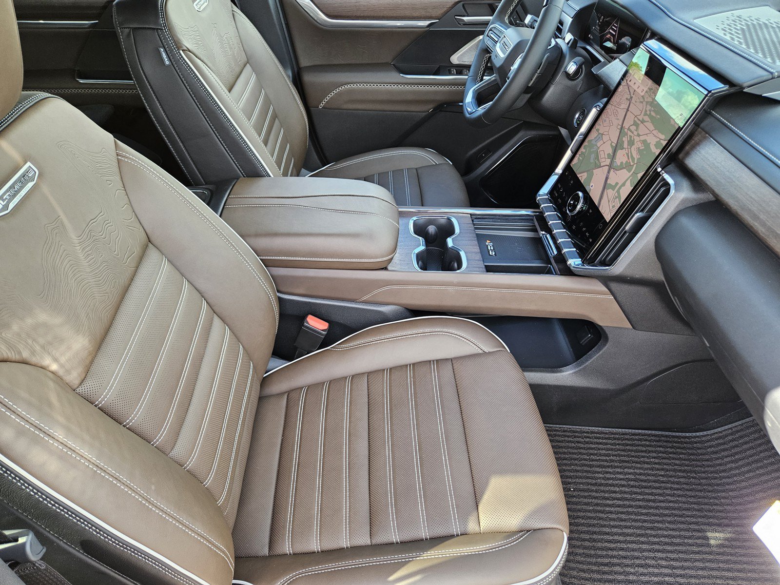 New 2027 GMC Acadia Denali Ultimate FWD image 10