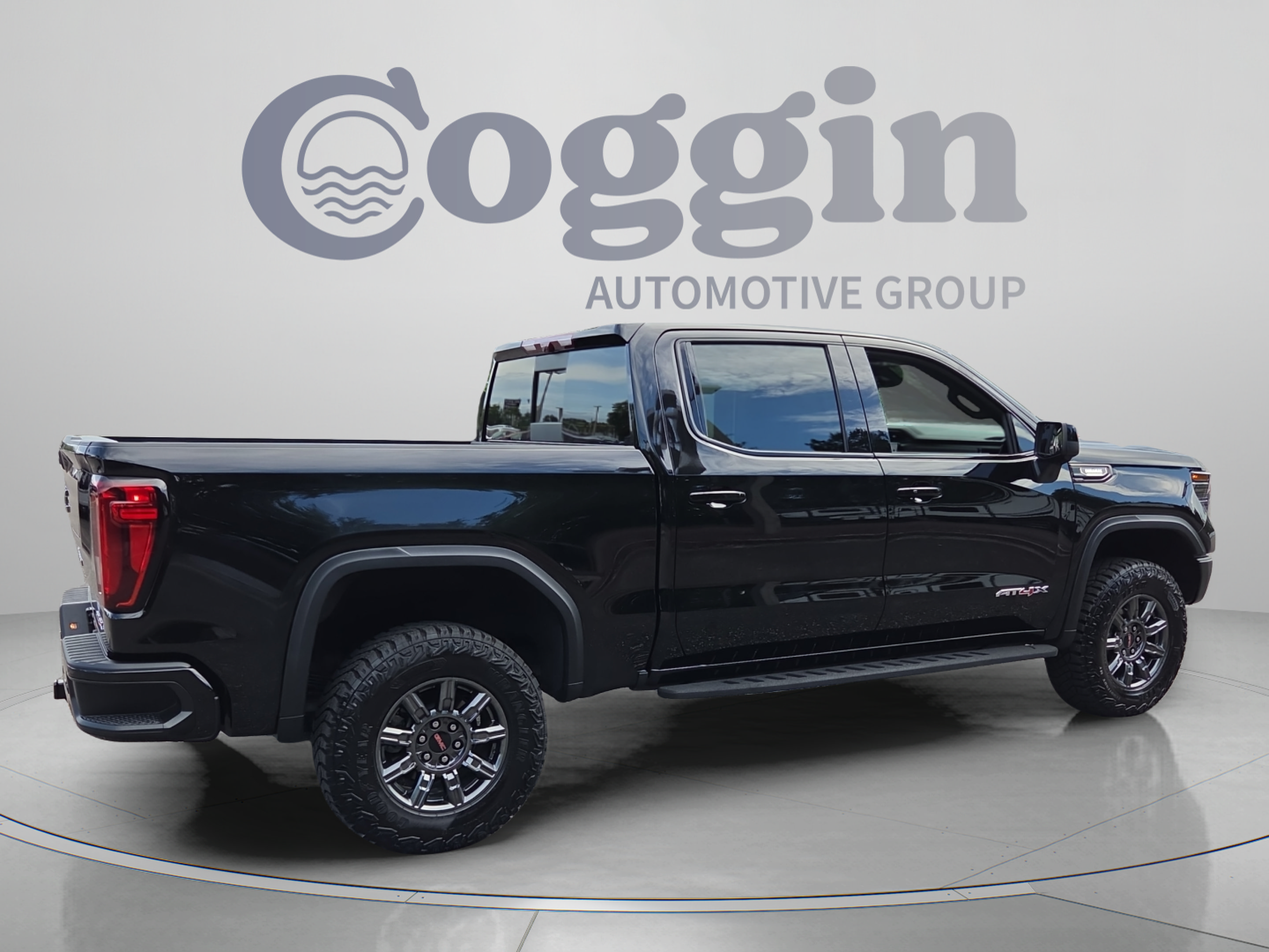 Certified 2026 GMC Sierra 1500 AT4X AWD/4WD image 5