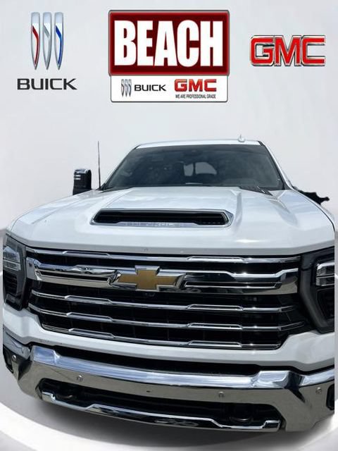 Used 2025 Chevrolet Silverado 2500 LTZ w/ LTZ Convenience Package AWD/4WD image 2