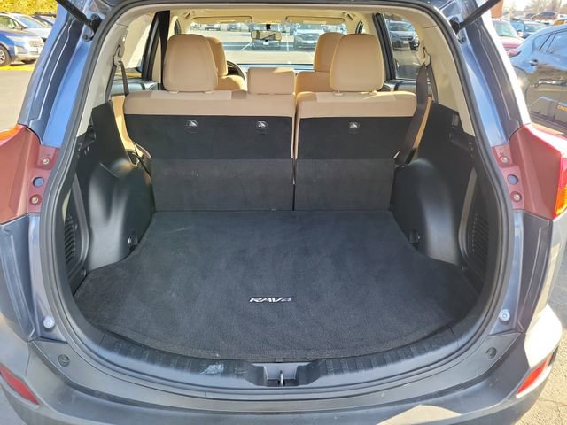 Used 2014 Toyota RAV4 XLE image 18